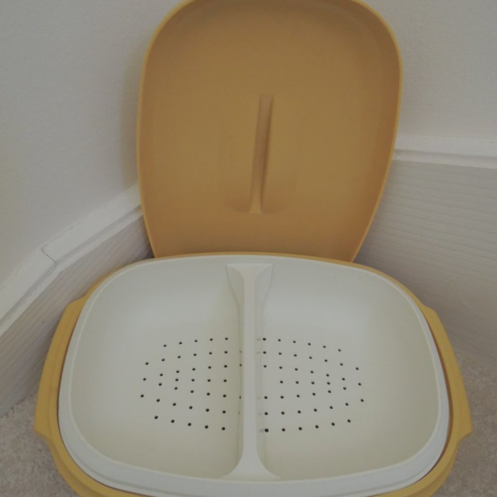 Serving Dish Tupperware 4 Pc Vegetable Platter - Straining Server + Lid Vtg 70s